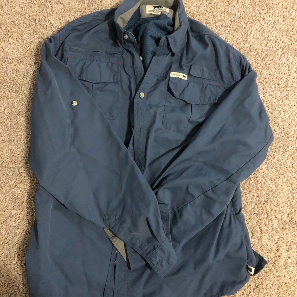 Dakota Grizzly hiking/fishing shirt